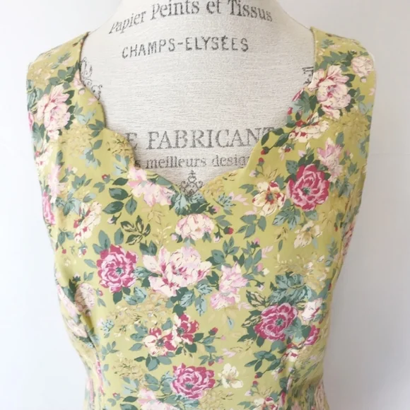 Laura Ashley 80’s Vintage Floral Sheath Dress - Picture 2 of 11